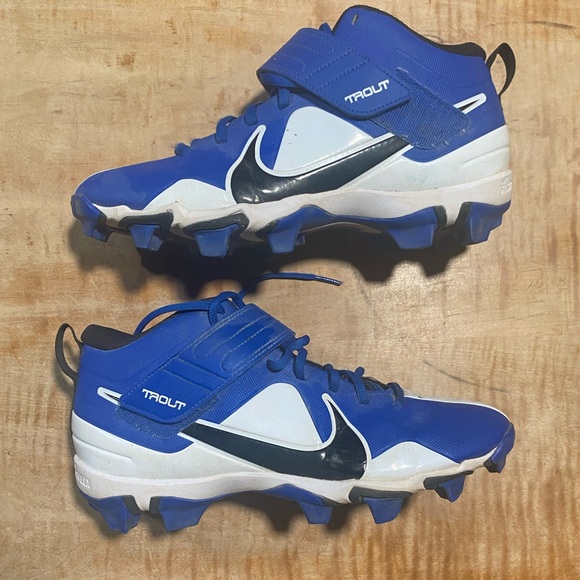 Nike Shoes Nike Mens Baseball Cleats Mike Trout Size 95 Very Light